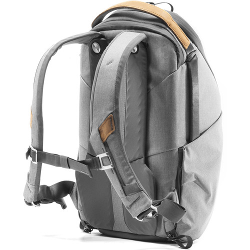 Peak Design Everyday Backpack Zip v2 15L Ash BEDBZ-AS-2 - 4